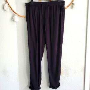 Old Navy || black cuffed hem relaxed pants